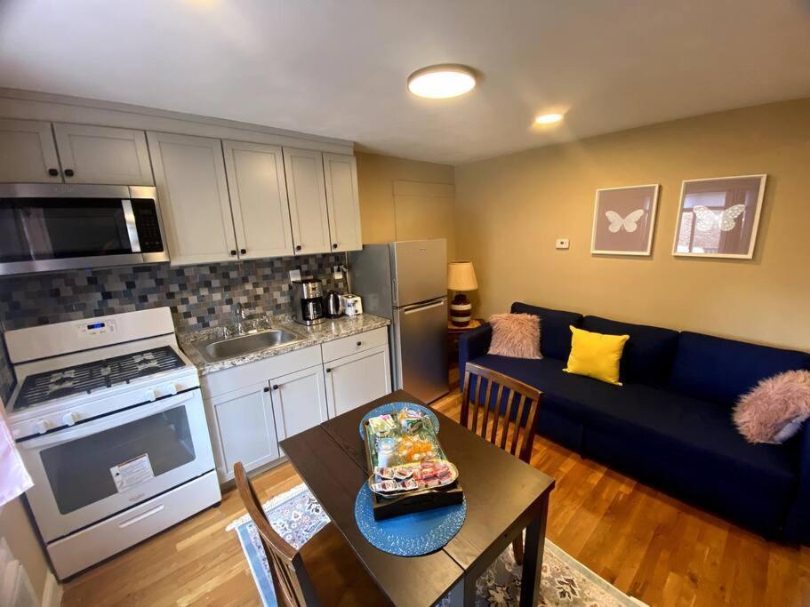 Cozy Boston Getaway Apartment! Free Parking Εξωτερικό φωτογραφία